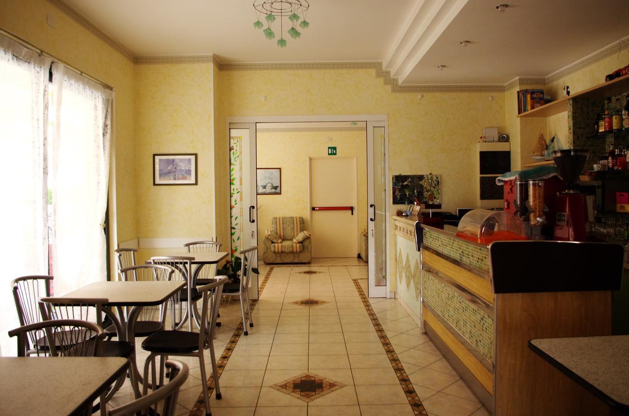 Hotel La Playa San Benedetto del Tronto Exterior photo